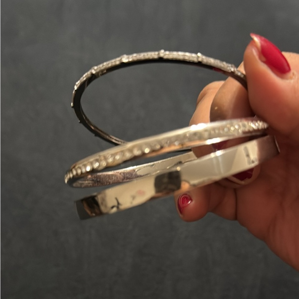 Elegant Silver Bangle Bracelet Set